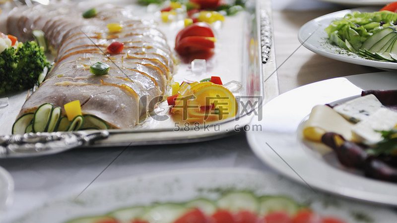 新手做食品批发加盟注意事项：揭秘行业潜规则与合规要点